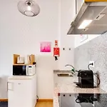 Διαμέρισμα New Hopstays Poem - Apartamento Na Praca Da Galiza *