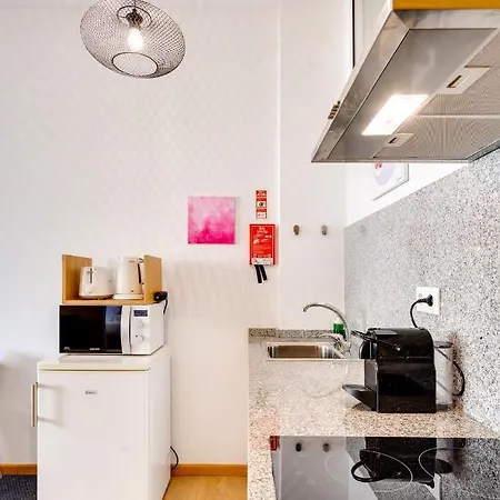 Apartment New Hopstays Poem - Apartamento Na Praca Da Galiza *