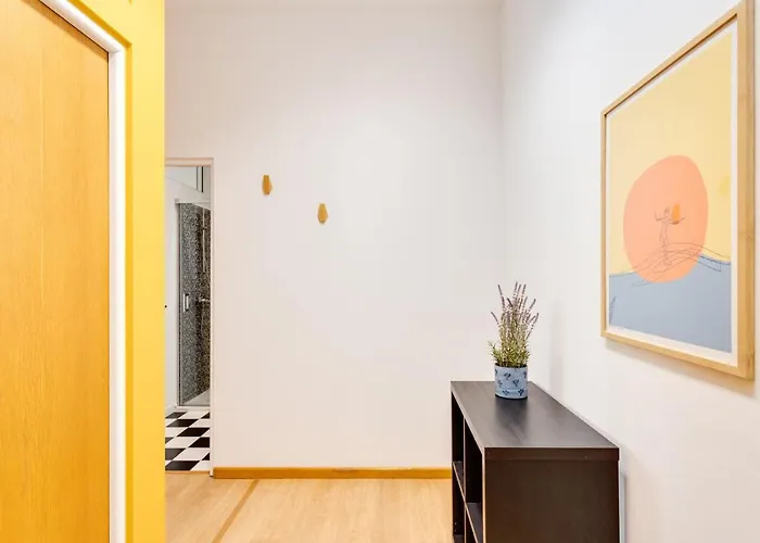 Апартаменты New Hopstays Poem - Apartamento Na Praca Da Galiza Порту