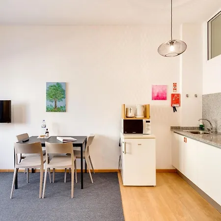 New Hopstays Poem - Apartamento Na Praça Da Galiza Appartement Oporto
